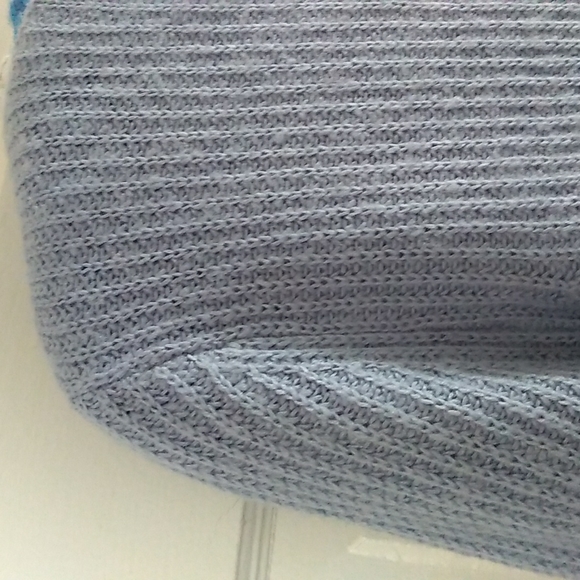 Sky & Sparrow Super Soft Cropped Sweater - Picture 6 of 9